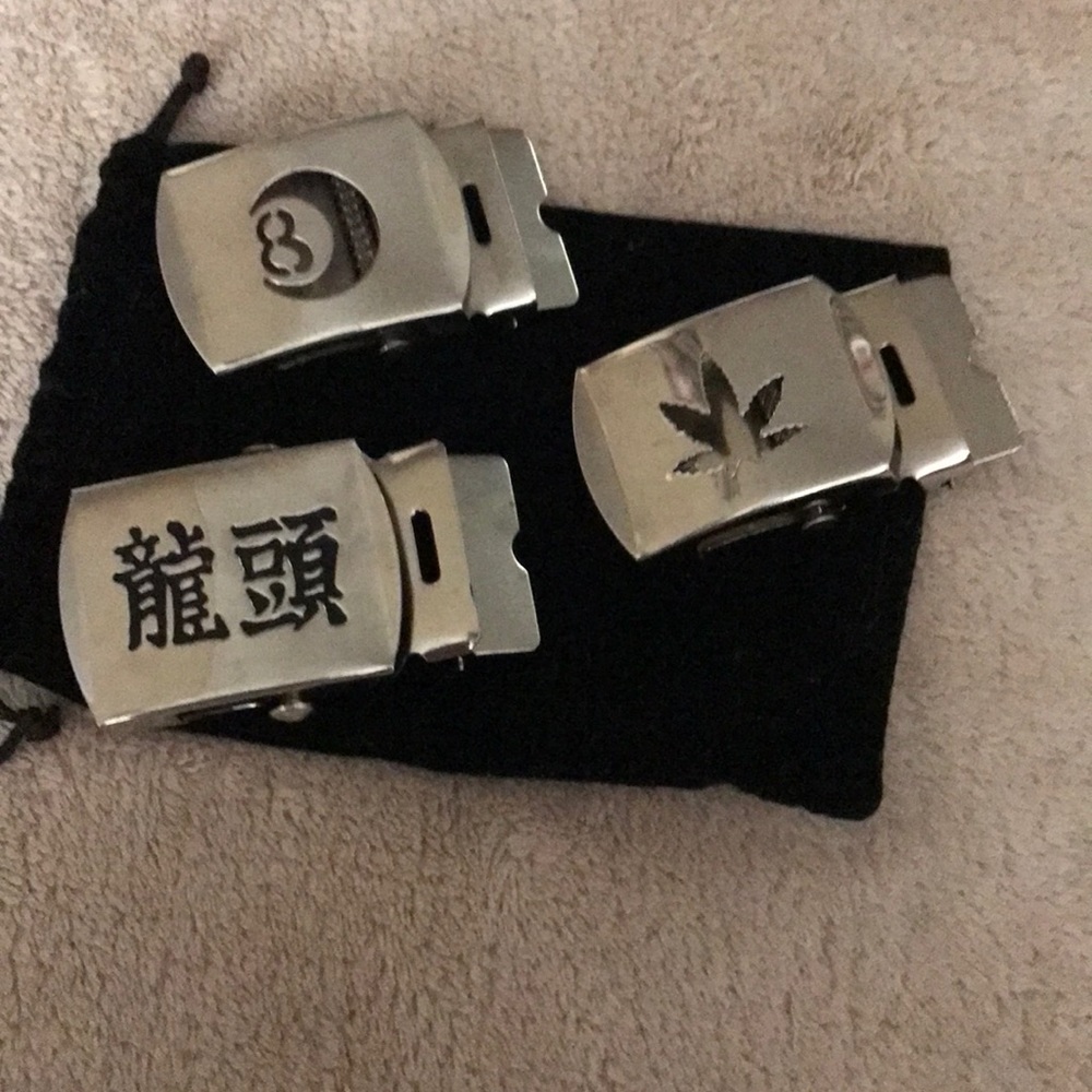 Vintage silver belt buckles with symbols 💕